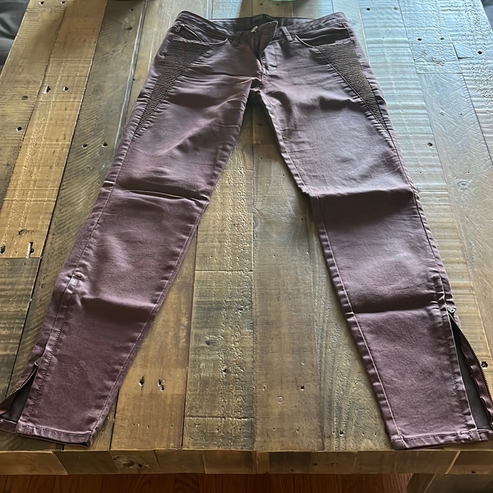 Zara - skinny burgundy stretchy jean - sz 6